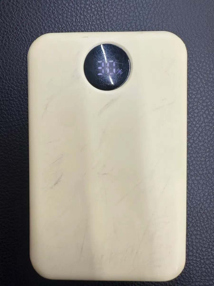 보조배터리 10000mAh 베이지