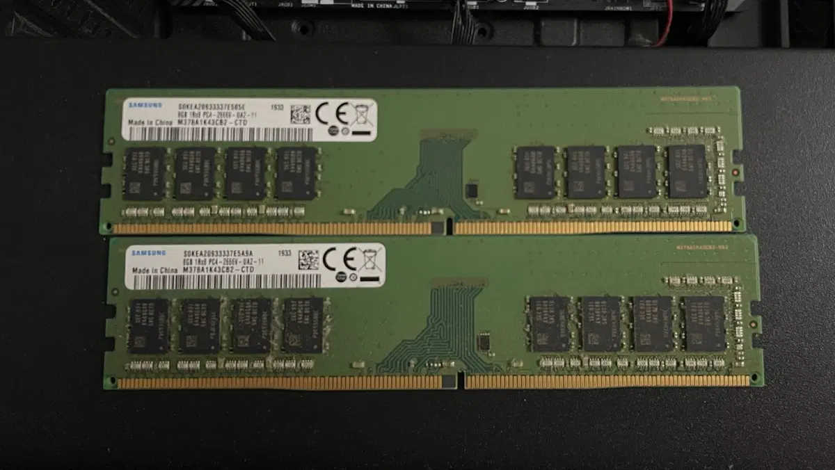 삼성 DDR4 8GB PC4-2400T 2개