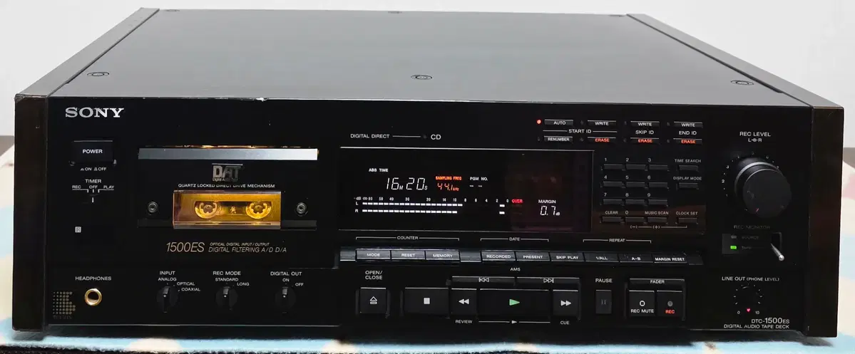 소니 DAT 데크 DTC-1500ES 판매합니다