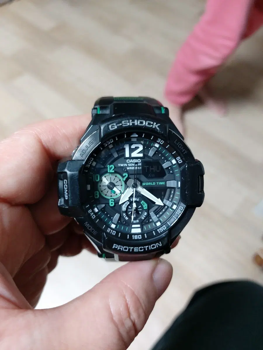 카시오 G-SHOCK 남성 시계 검녹색
