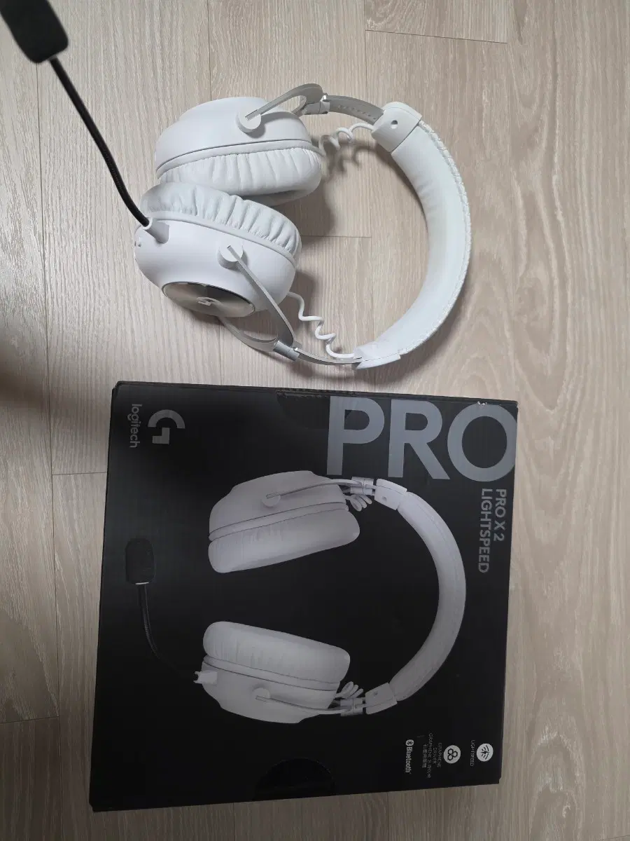 로지텍 PRO X 2 LIGHTSPEED 화이트 헤드셋