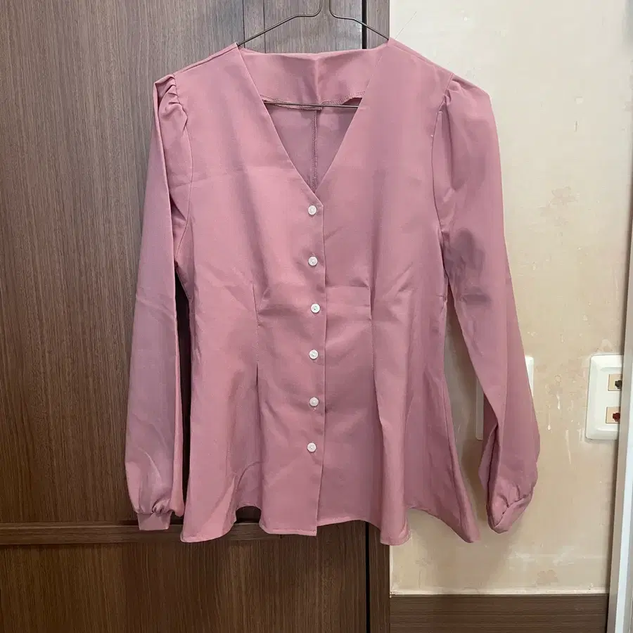 말린 장미 핑크 블라우스 브이넥 프릴 블라우스