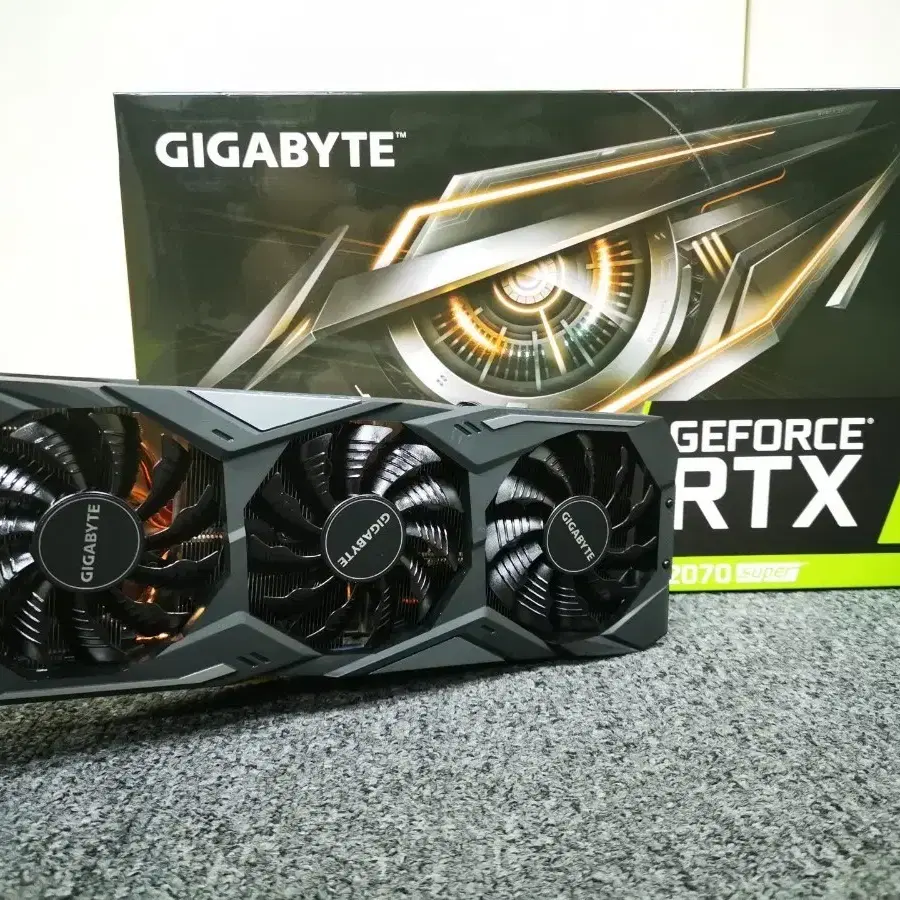 기가바이트 RTX 2070 SUPER gaming oc 구합니다