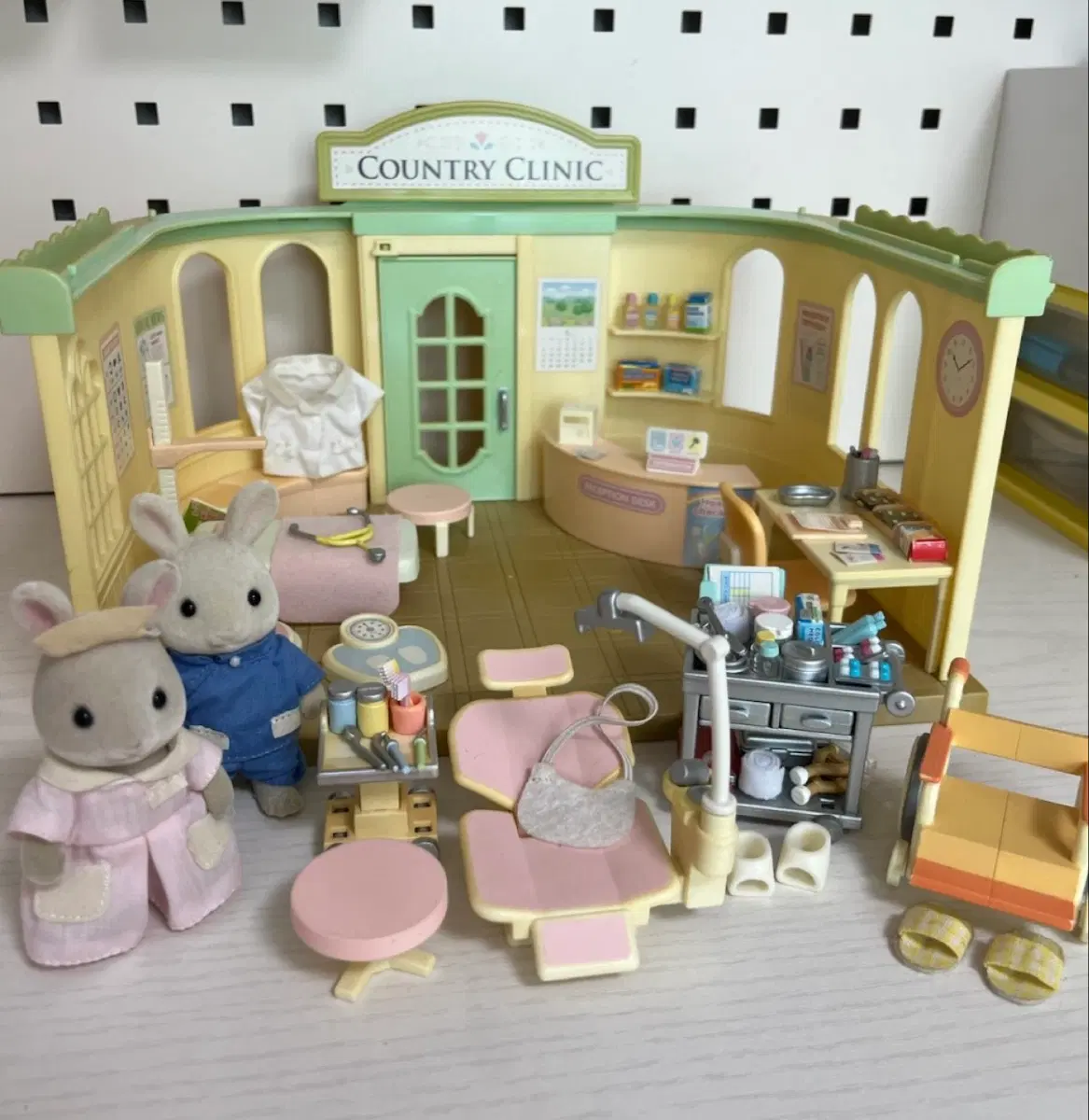 실바니안 병원세트 일괄(병원+치과+간호사)