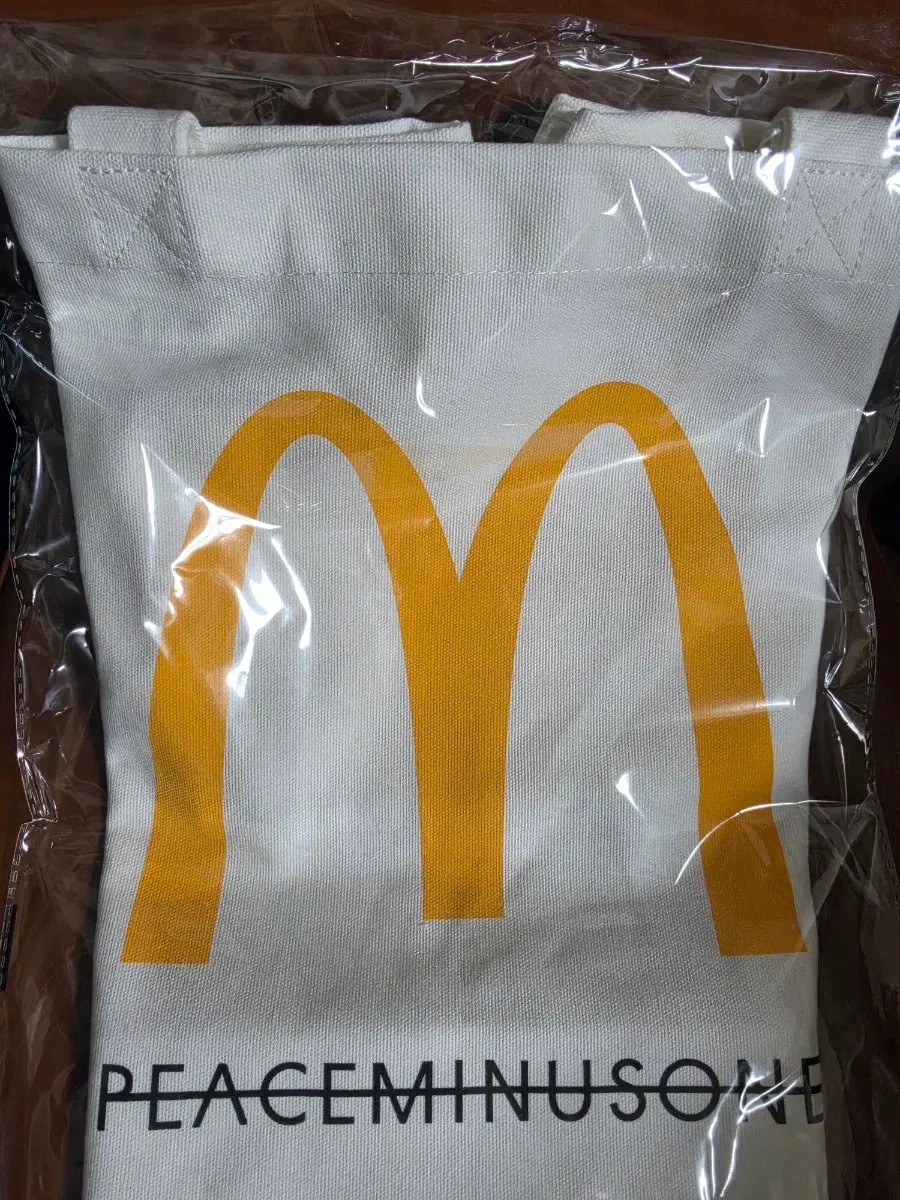 맥도날드 피스마이너스원 에코백