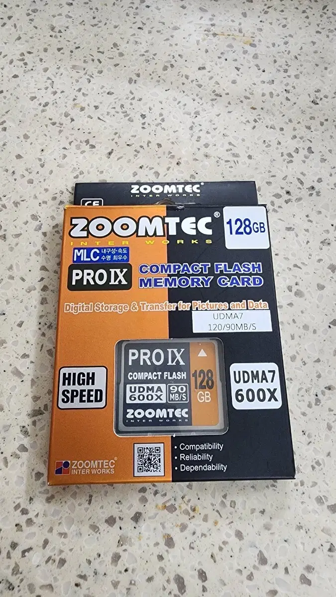 줌텍 PRO XI MLC 128GB CF 카드