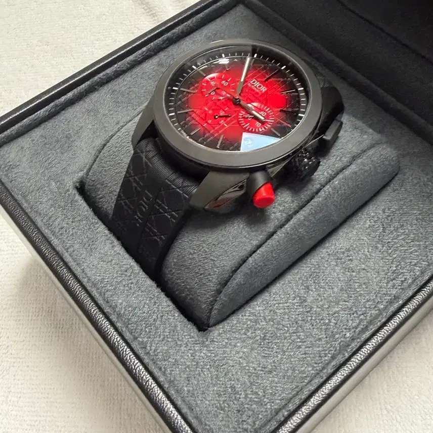 디올 시프르 루즈 워치 41mm 오토매틱 사진 2