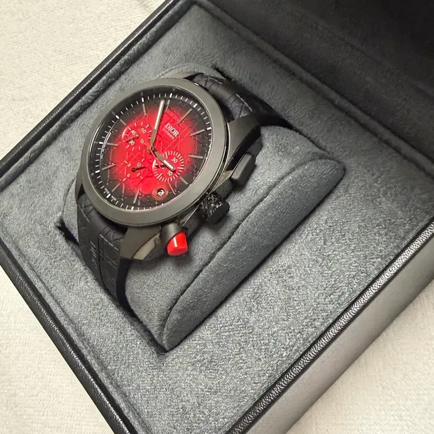 디올 시프르 루즈 워치 41mm 오토매틱 사진 3