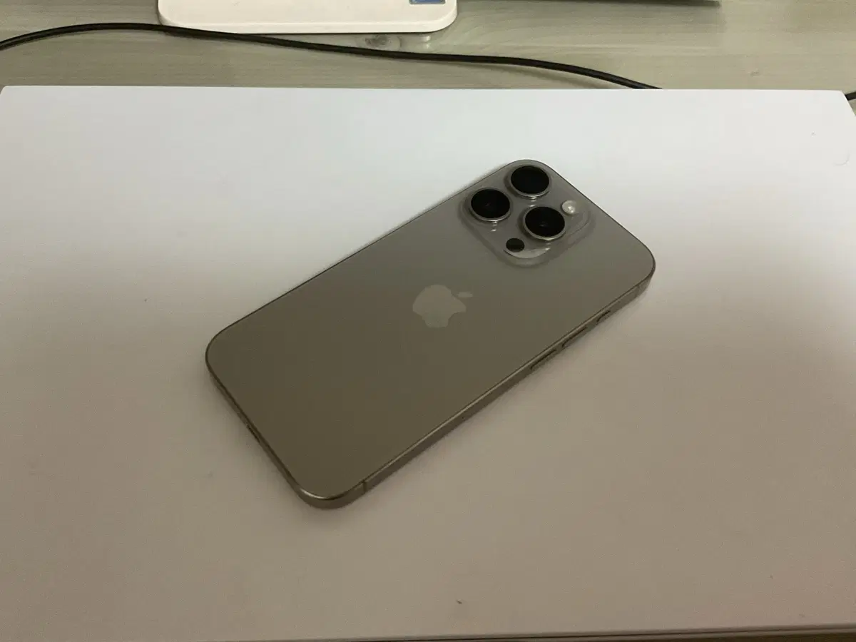 아이폰15프로 내추럴 티타늄 128GB