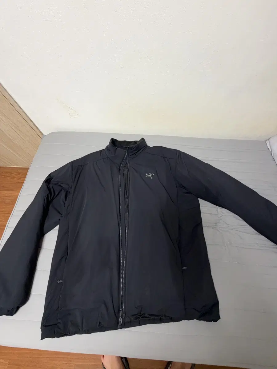 아크테릭스 아톰 헤비웨이트 자켓 블랙 XL
