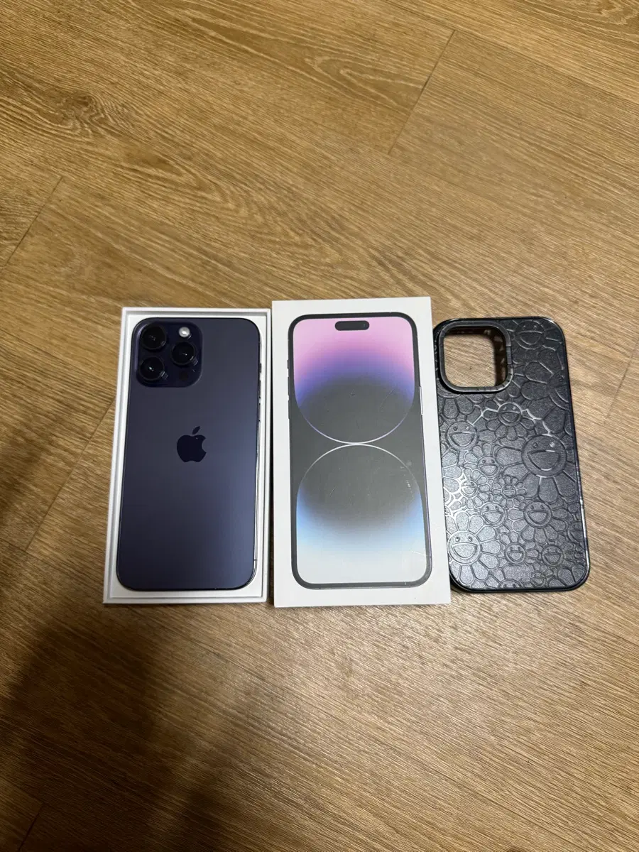 아이폰 14 프로 맥스 256GB 딥퍼플 판매합니다.