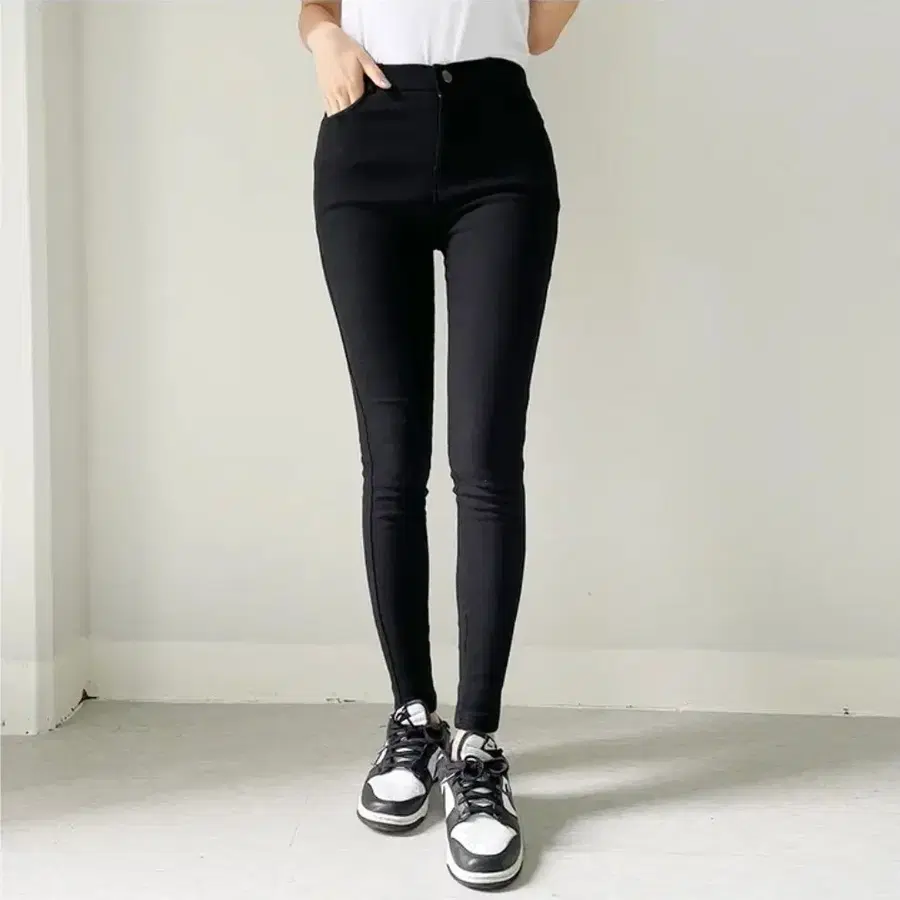 융기모 스키니 팬츠 블랙 M