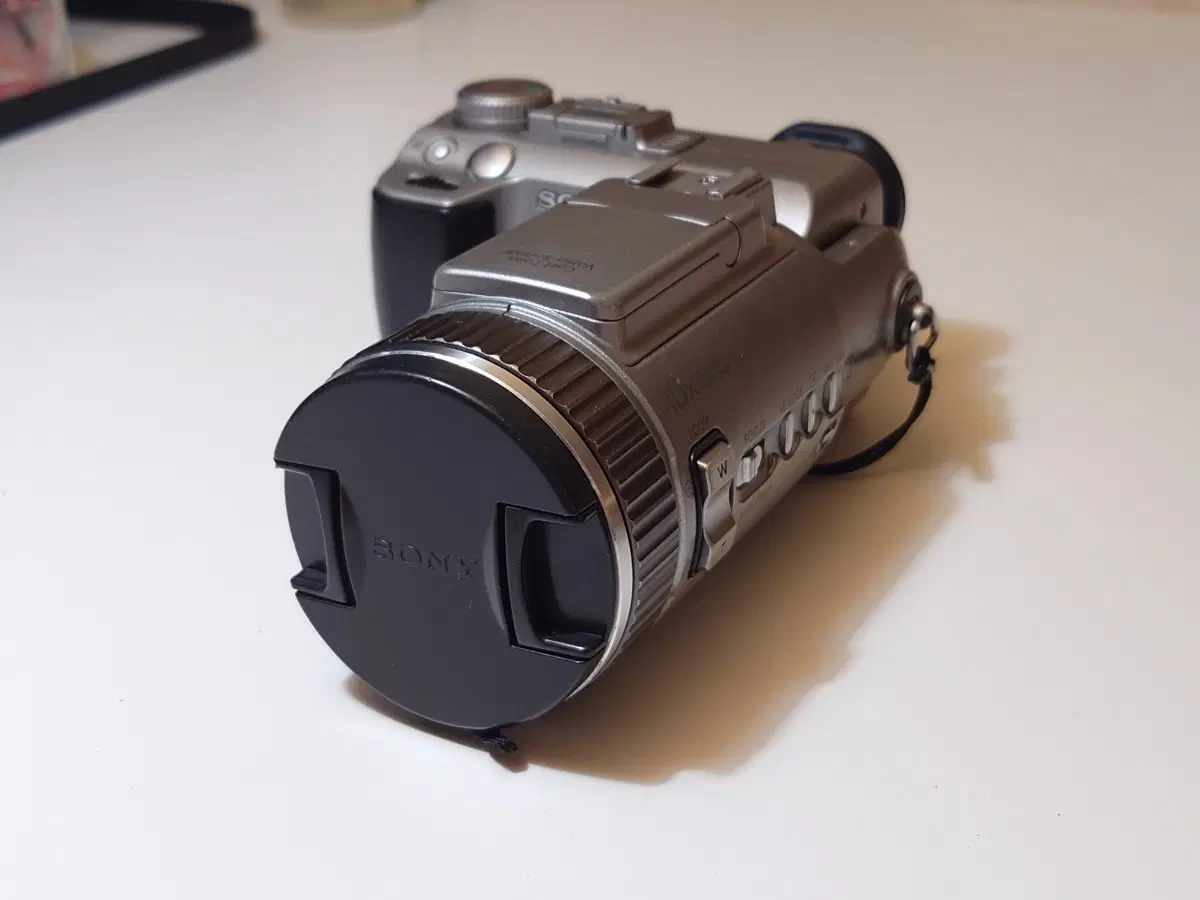 소니 사이버샷 DSC-F707 A급 디카