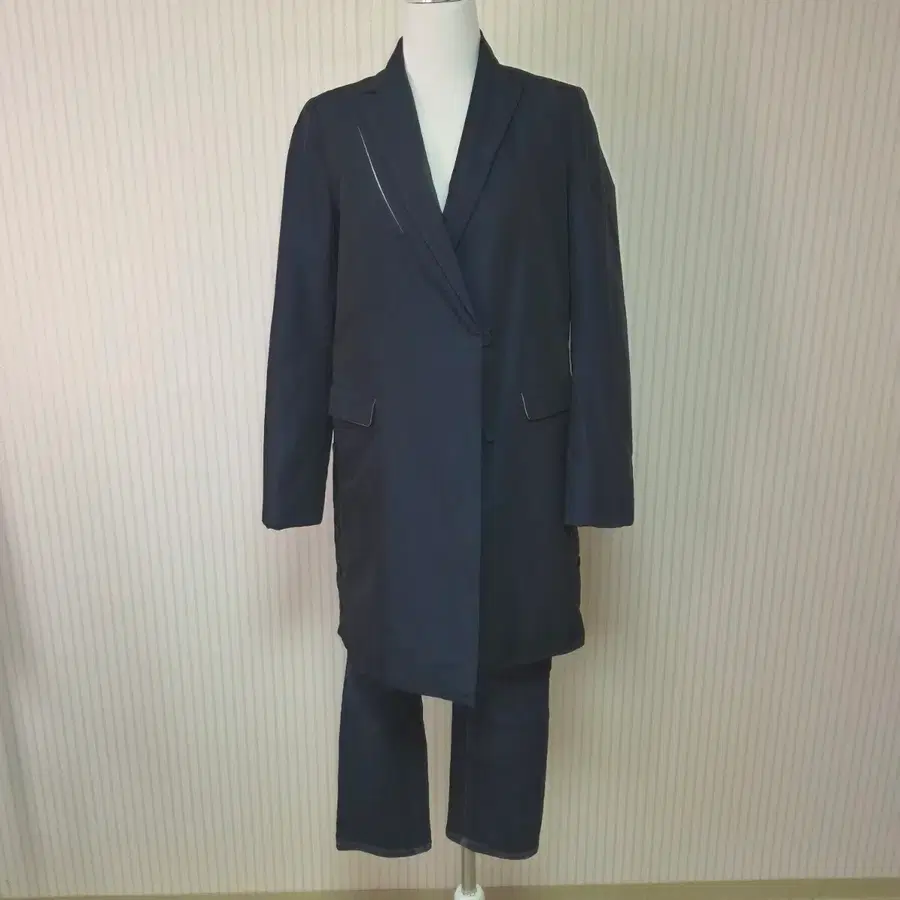 구호 여성 블랙 자켓