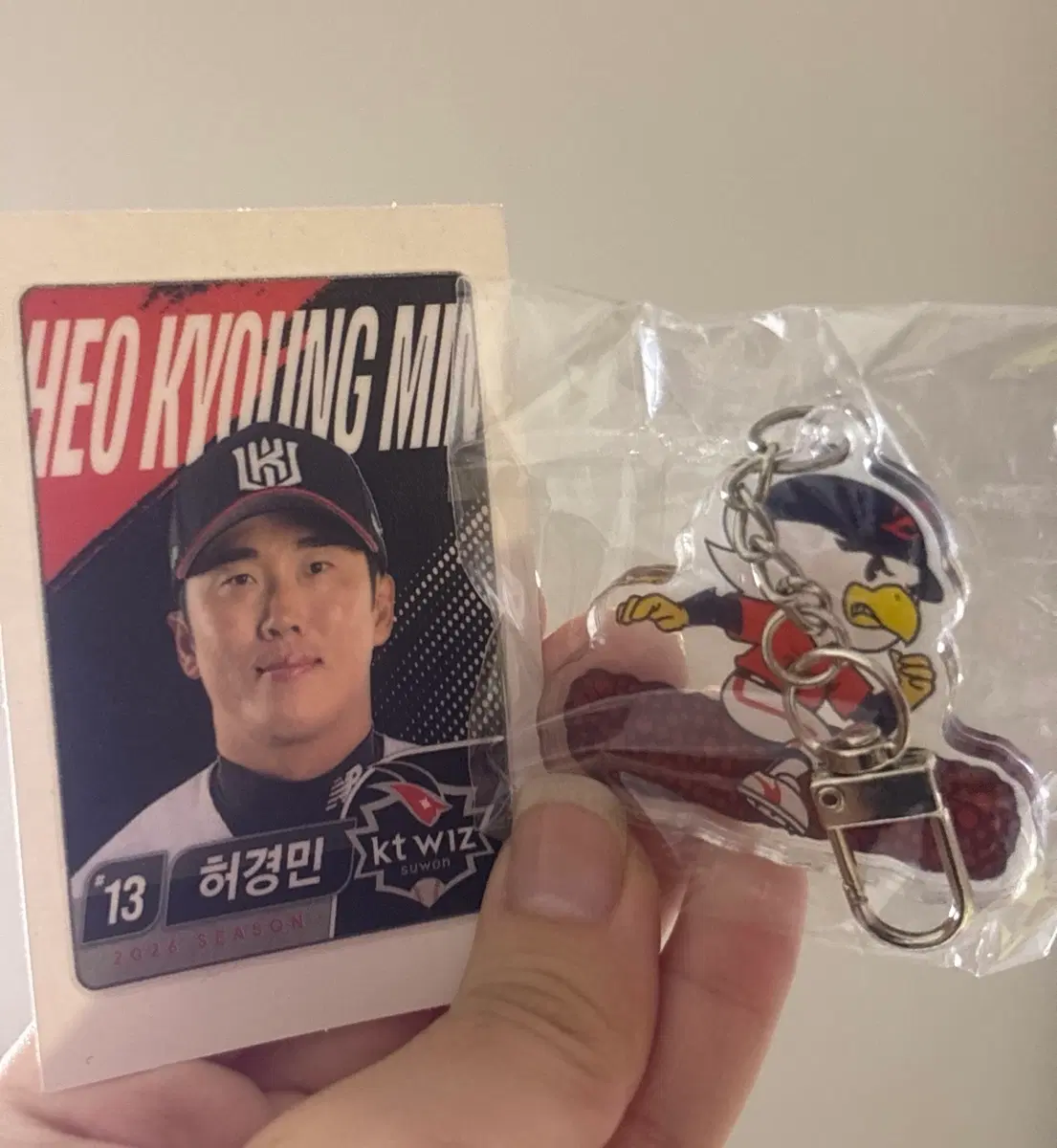 kbo 롯데웰푸드 키링/뱃지/띠부씰 교환 및 판매