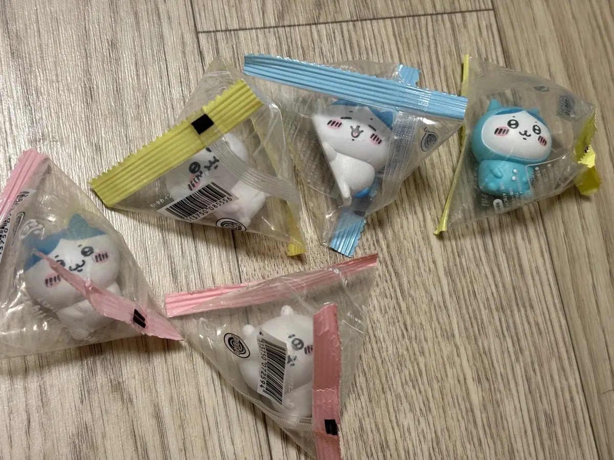 치이카와 하치와레 피규어