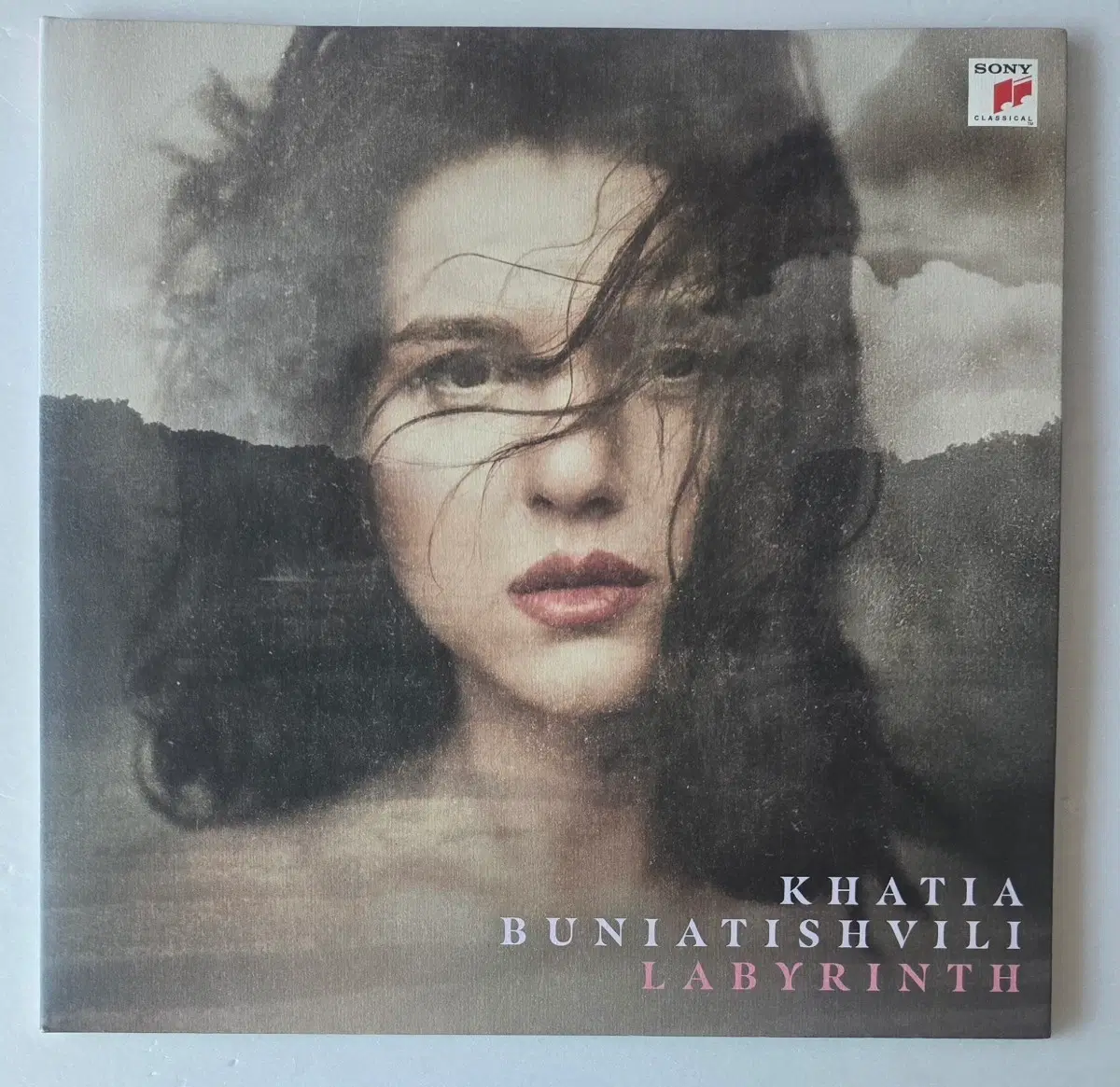 카티아 부니아티쉬빌리 - Labyrinth 미궁 2LP ( 단순 개봉, Sony Classical, 2021 최초 LP화 )