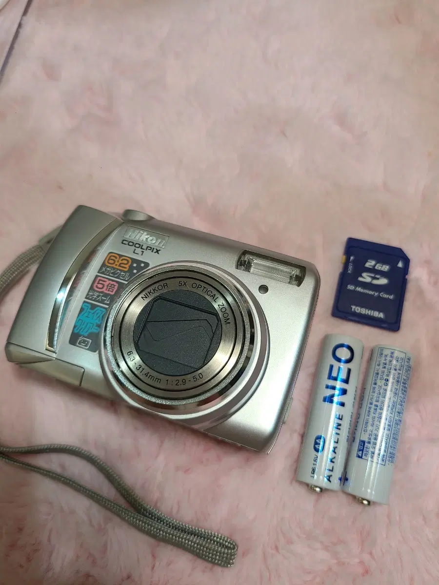 [Y2K/빈티지디카] 니콘 COOLPIX L1 실버 (건전지식/한글메뉴/작례첨부/도시바2GB포함)