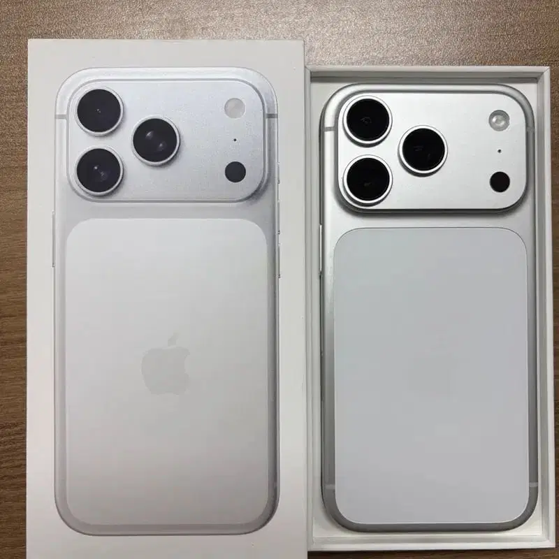 아이폰 17 Pro 256GB 실버 판매합니다