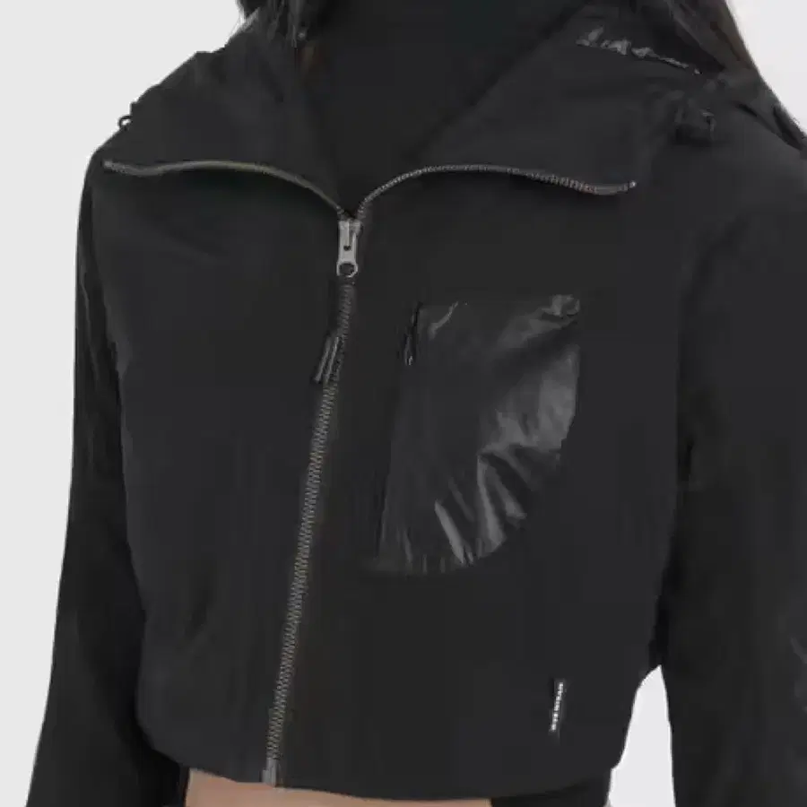 Hyein Seo Cropped Windbreaker 혜인서