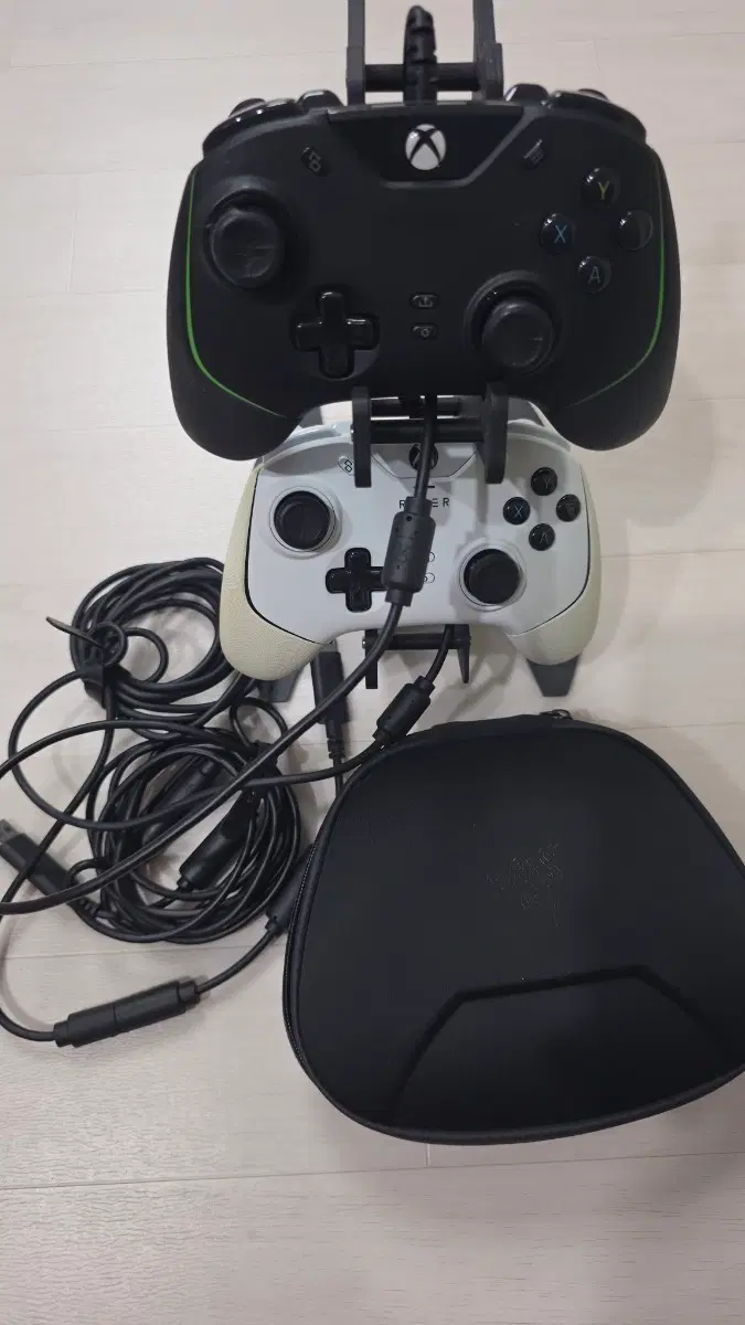 레이저 울버린 V2 컨트롤러 피파 XBOX 스팀 PC 게임패드