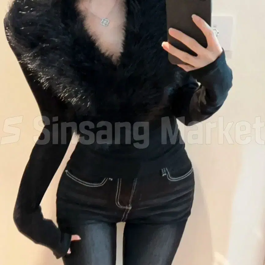 [빠른발송] new 퍼숄더티 스판 기모 페이크퍼 겨울