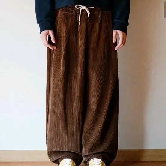 wv프로젝트 메이플 코듀로이 벌룬팬츠 브라운 (M)