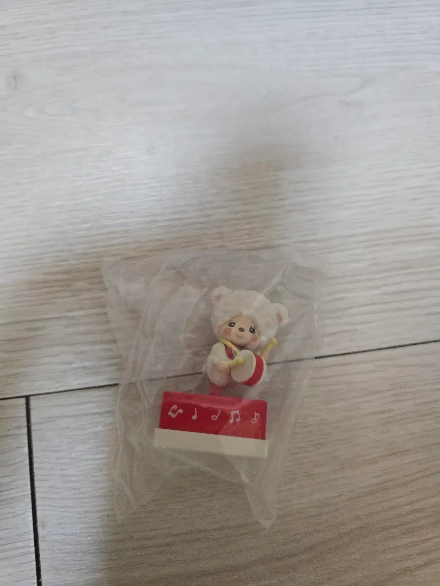 몬치치 피규어 캐릭터 랜덤 렌덤 캡슐토이 가챠 마칭 밴드