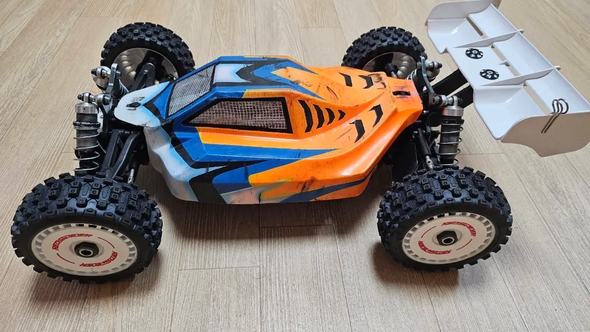 1/8 무겐 버기 MBX7r ECO