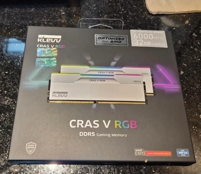 [미개봉] KLEVV CRAS V RGB DDR5 6000 CL30 16GB x 2매 세트