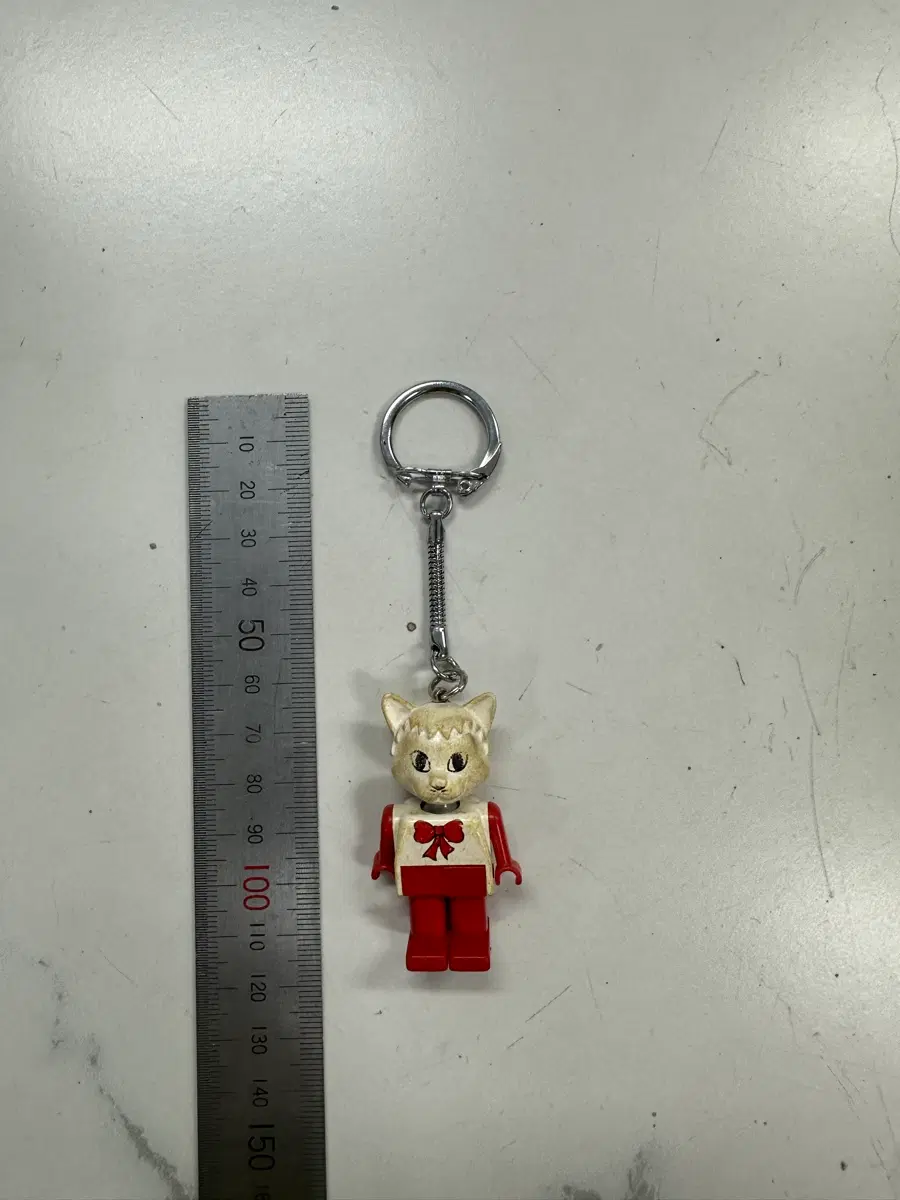 레고 고양이 캐릭터 피규어 레트로 빈티지 키링 열쇠고리 3만 원 팝니다