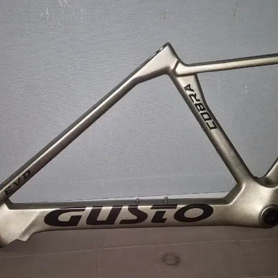 로드 자전거 프레임 GUSTO XS사이즈 네고가능