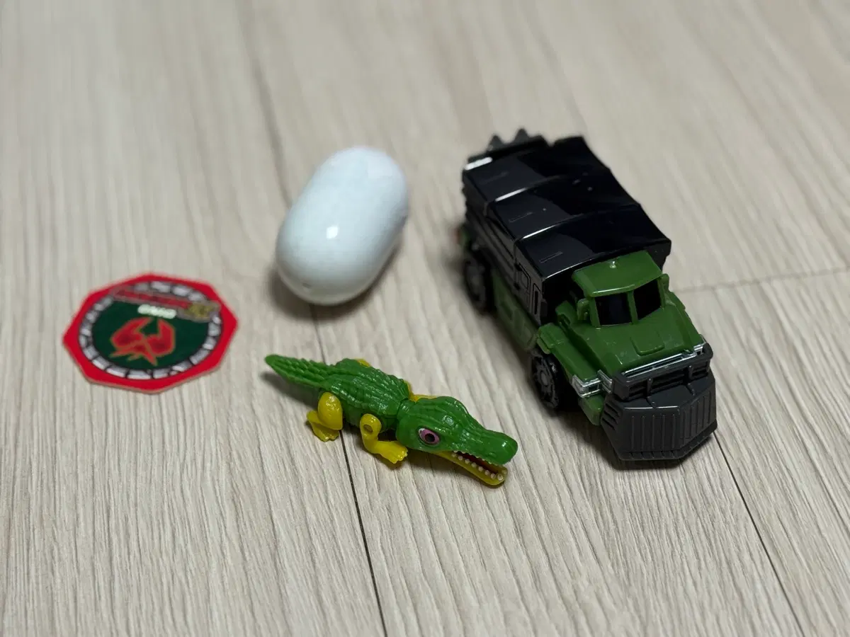 공룡메카드 수쿠스 + 하딘 세트 (타이니소어 수쿠스)