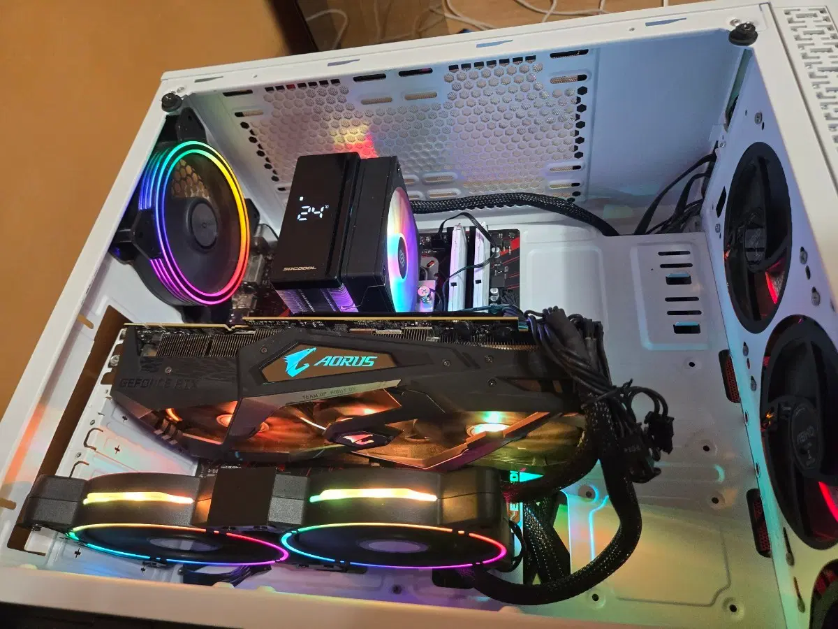 rtx2080ti 어로스 크래픽카드
