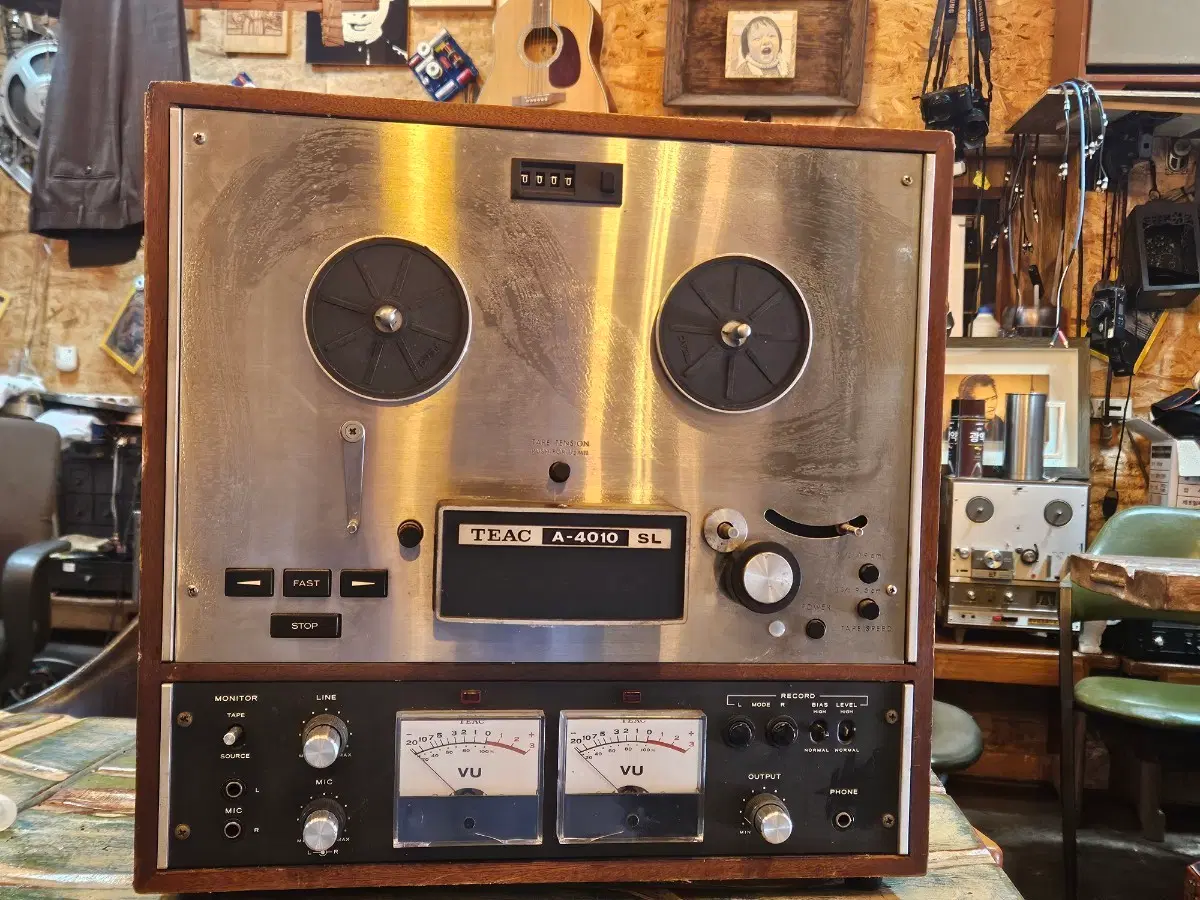 TEAC A-4010 SL 릴테이프 레코더