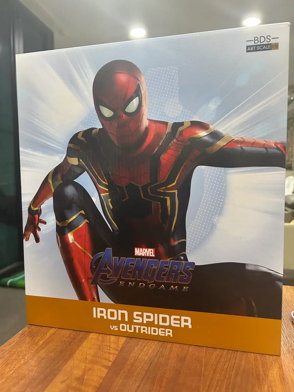 IRON STUDIOS(아이언 스튜디오) 아이언 스파이더맨 vs 아웃라이더