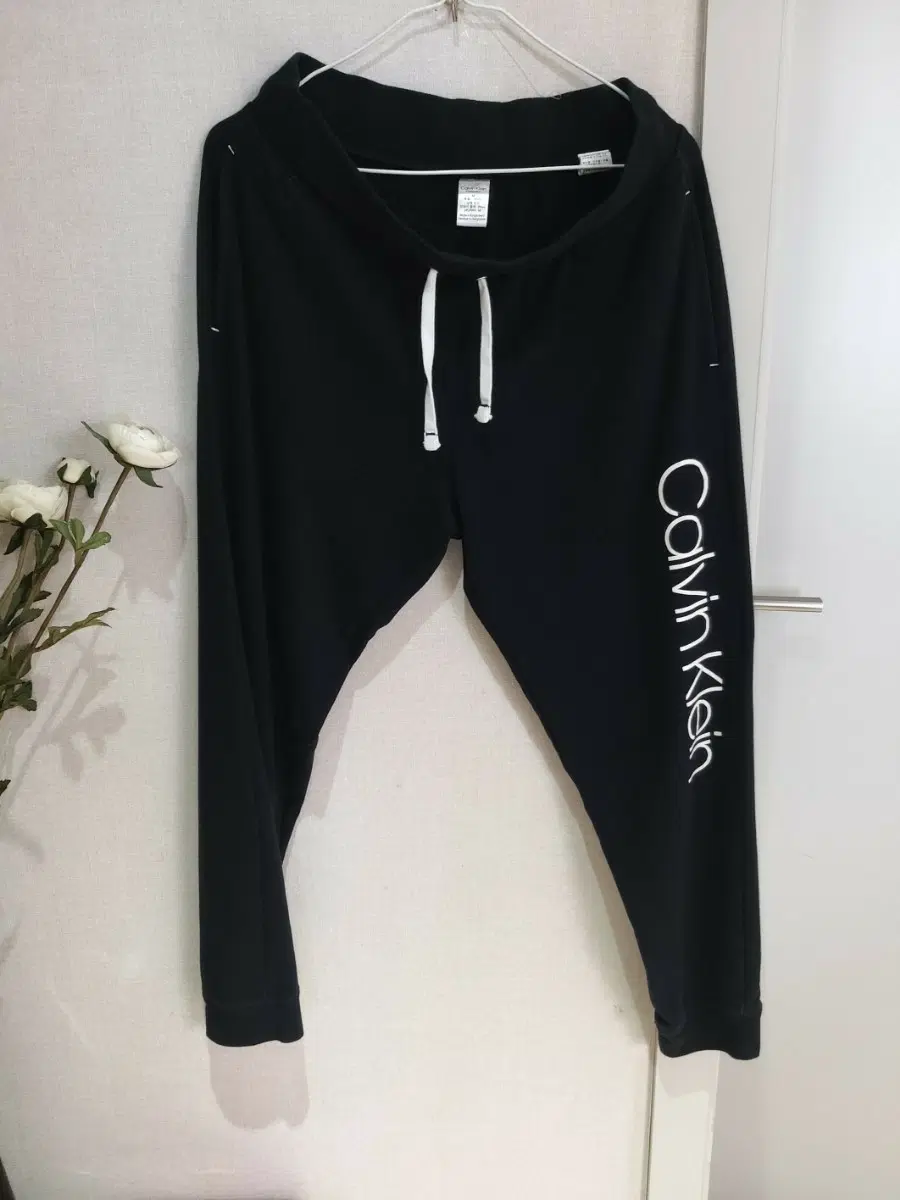 Calvin Klein (정품) 캘빈클라인 조거팬츠 M 블랙