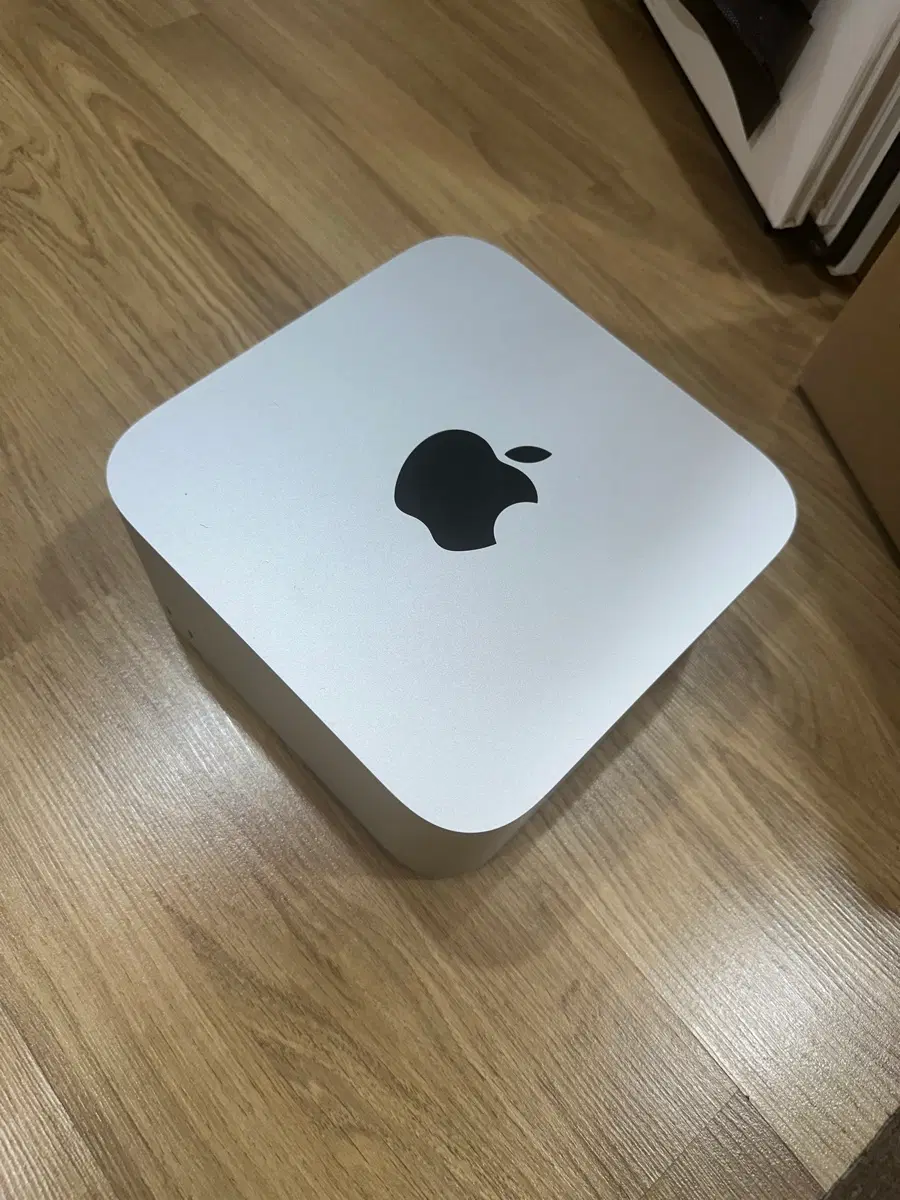 맥스튜디오 m1 max/32gb/1tb