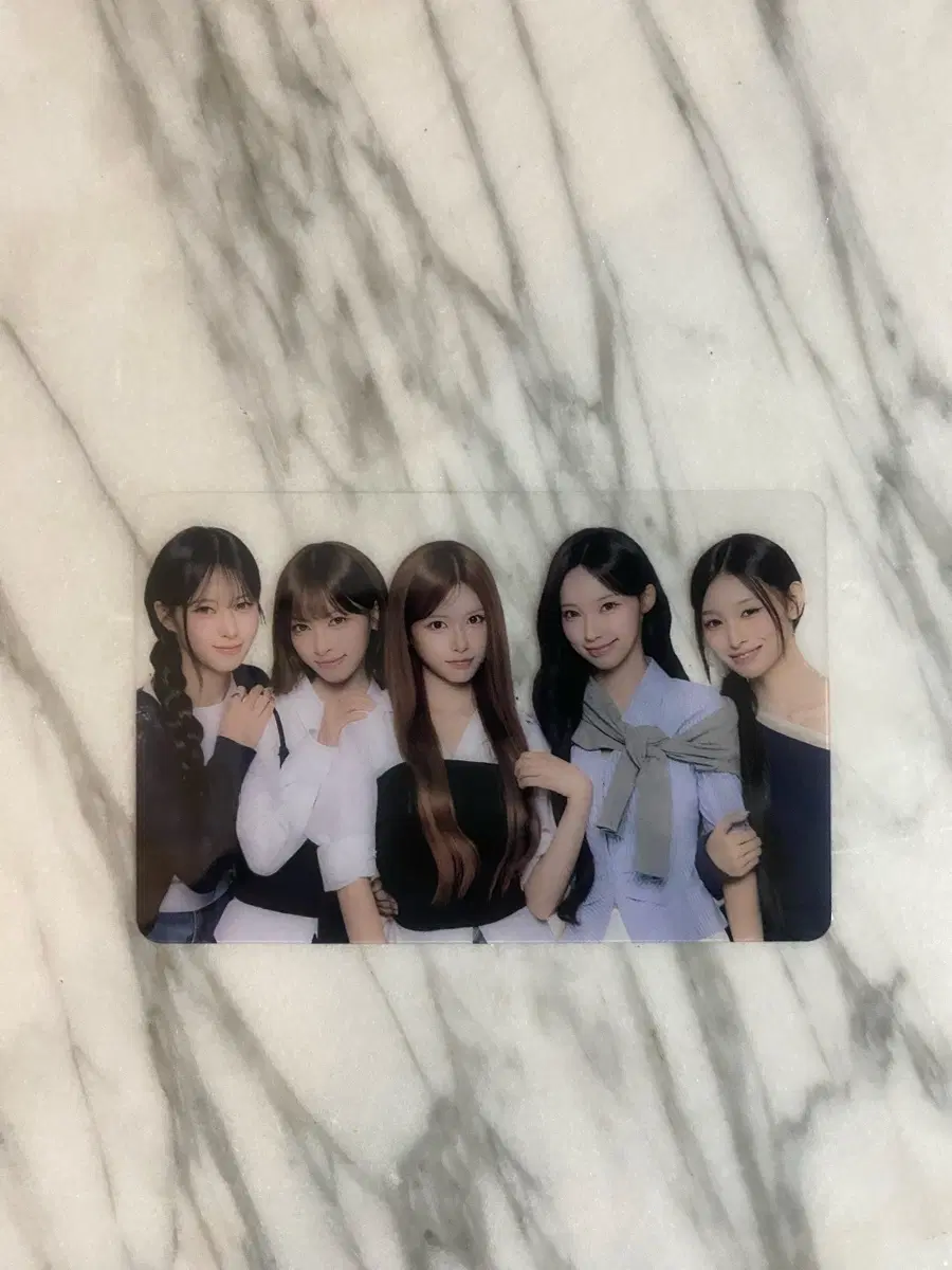 리센느 단체 포카