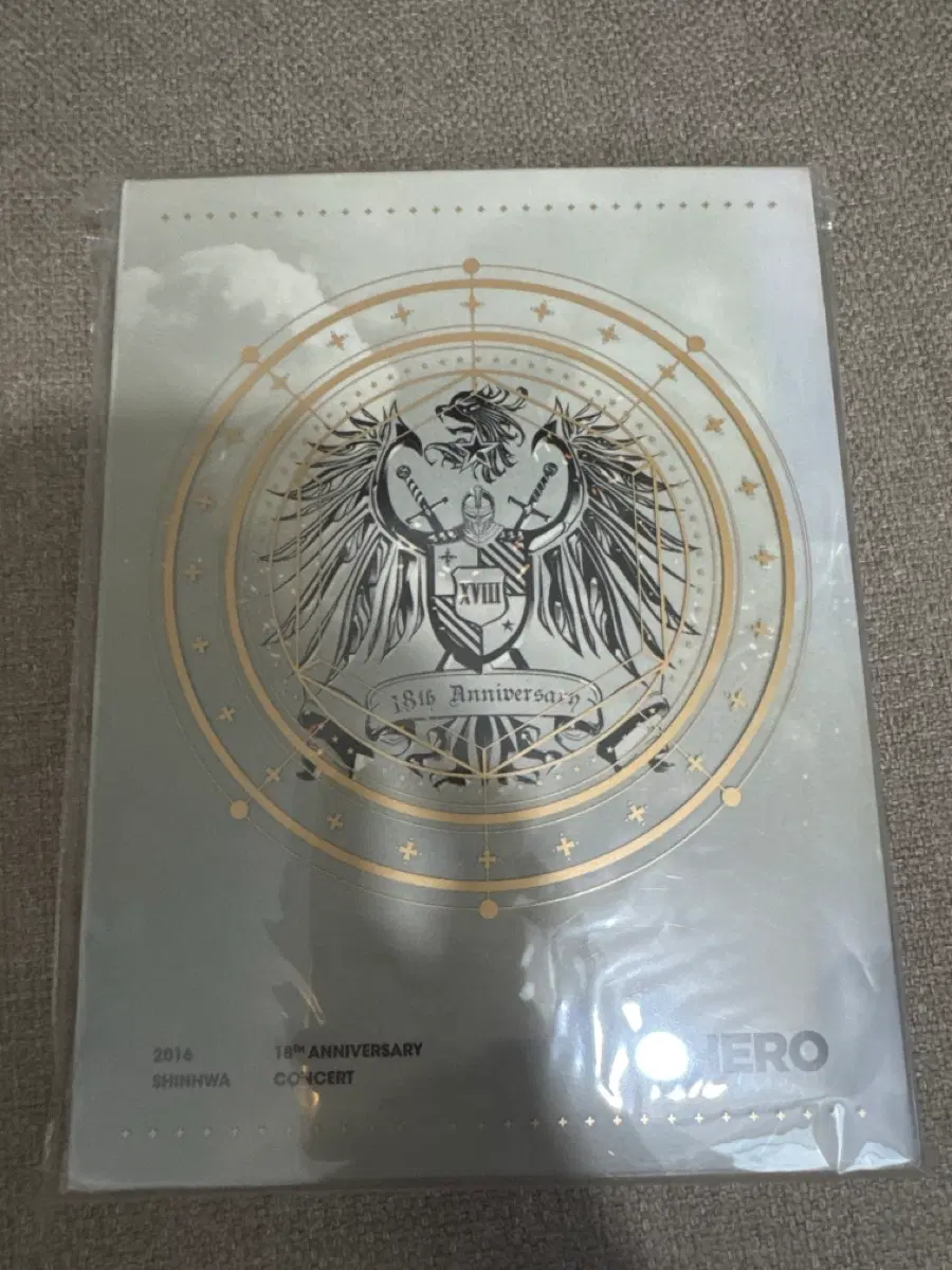 신화 HERO 18주년 기념 콘서트 DVD 판매합니다