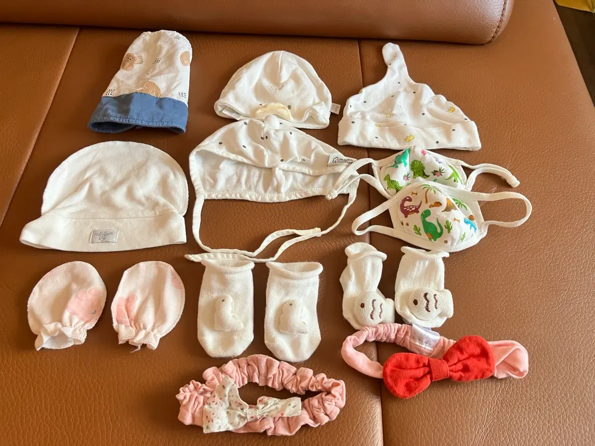 신생아 모자, 손싸개, 양말, 헤어밴드, 마스크 세트