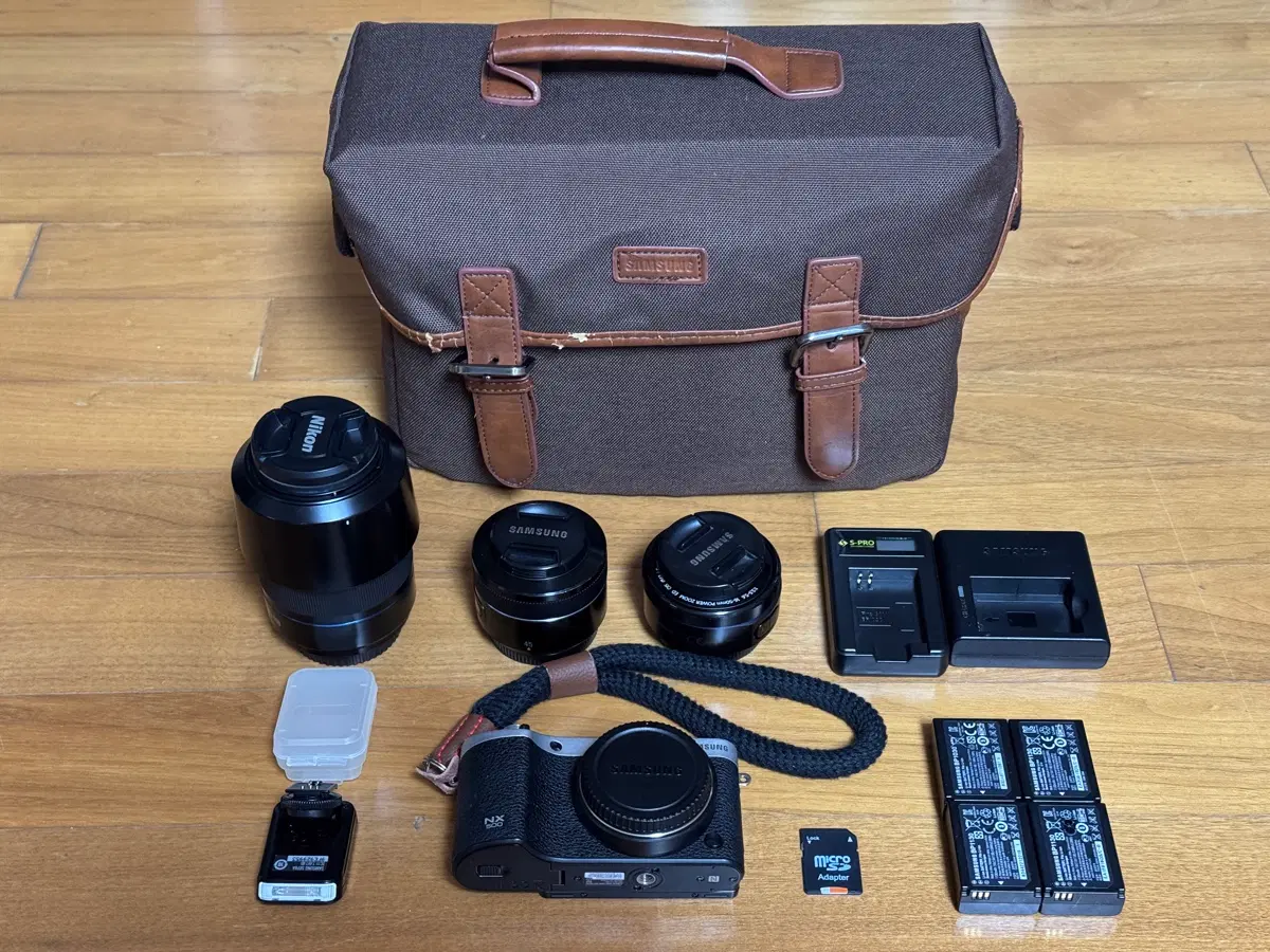 삼성 NX500 풀세트 렌즈 3종+플래시+배터리4개