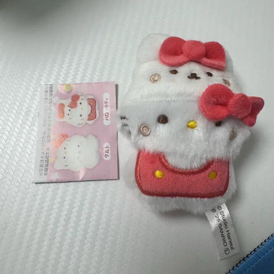 산리오 키티 콜라보 누이 가챠