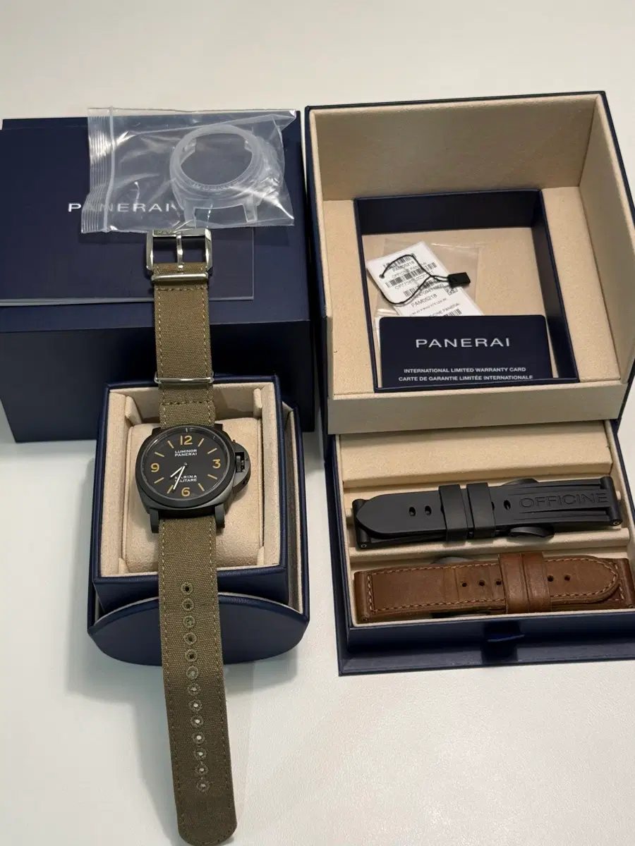 파네라이 pam5218판매합니다.