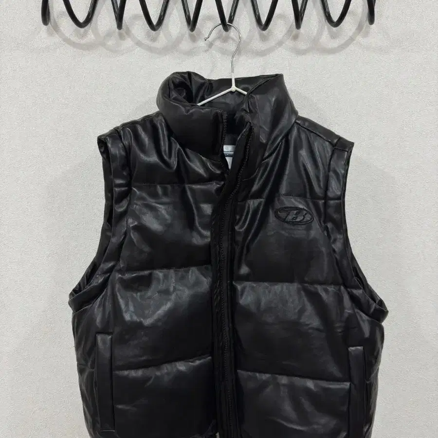 베리클로젯 가죽 조끼 XL
