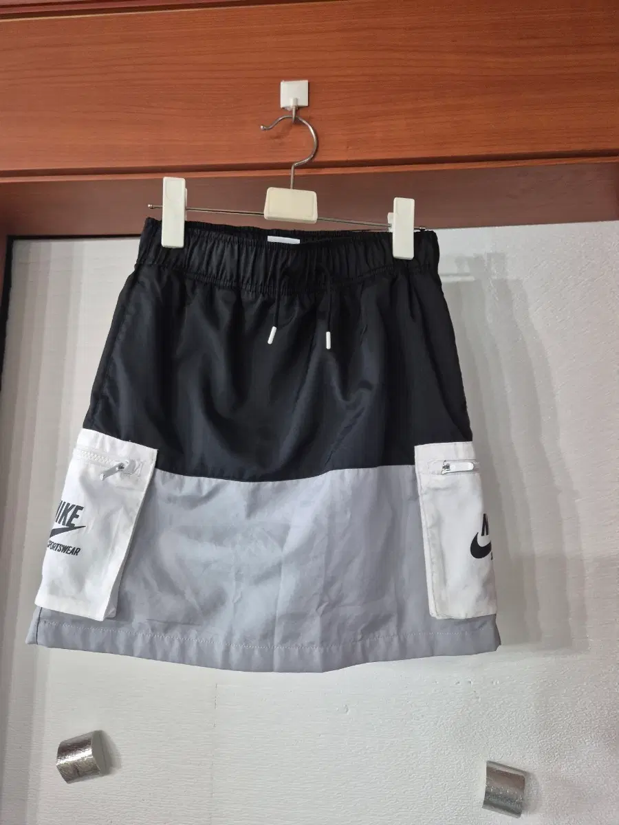 나이키 스포츠웨어 스커트