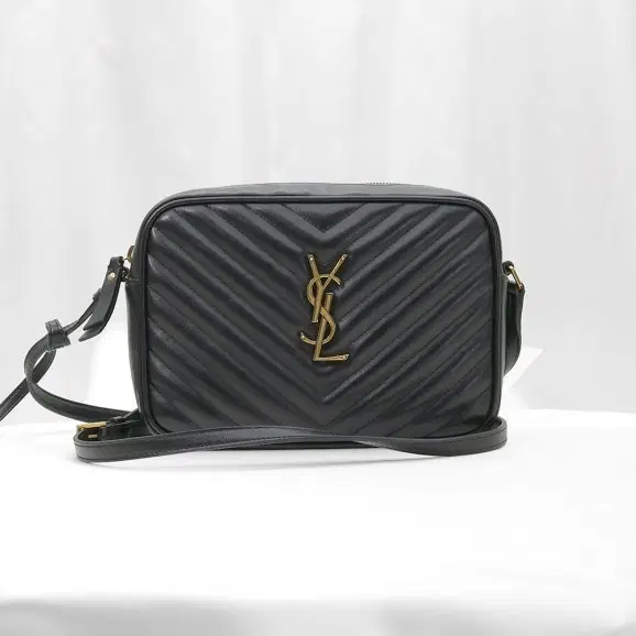 Saint Laurent(생로랑) 612544 블랙 퀄티드 레더 금장 태슬 모노그램 루 카메라 숄더백