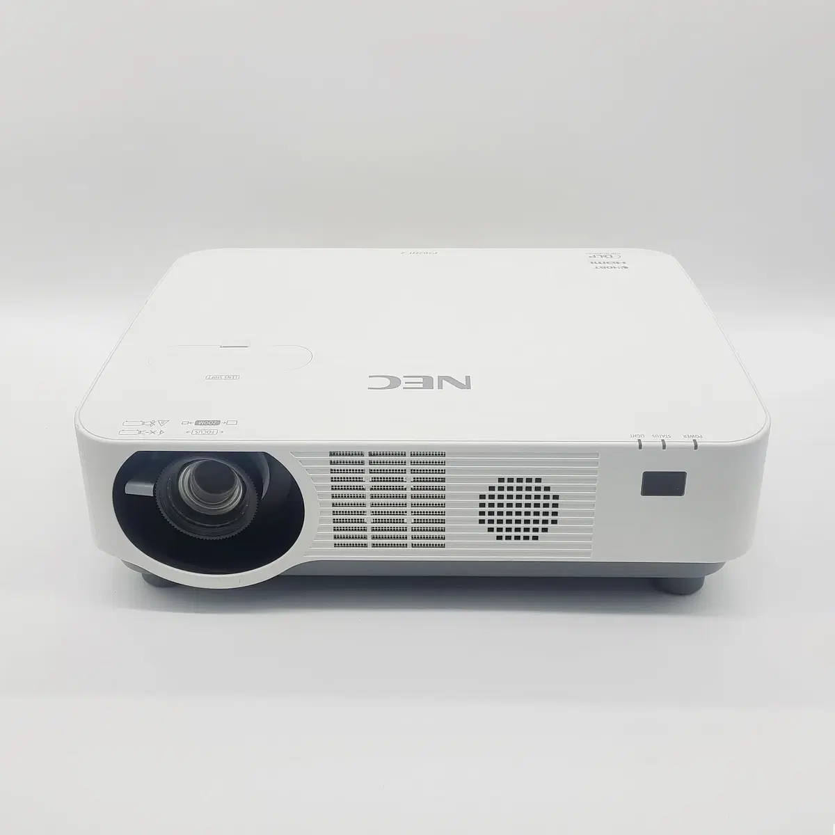 NEC NP-502HL 레이저 프로젝터 판매합니다.