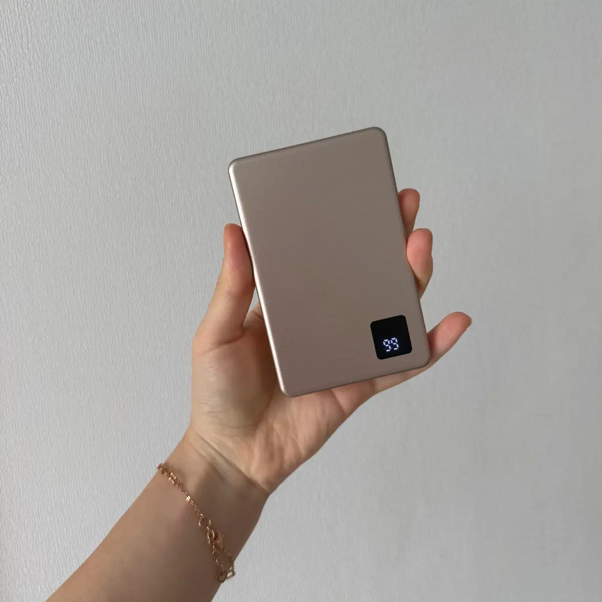 뉴클 Zombie 반고체 맥세이프 보조배터리 4500mAh