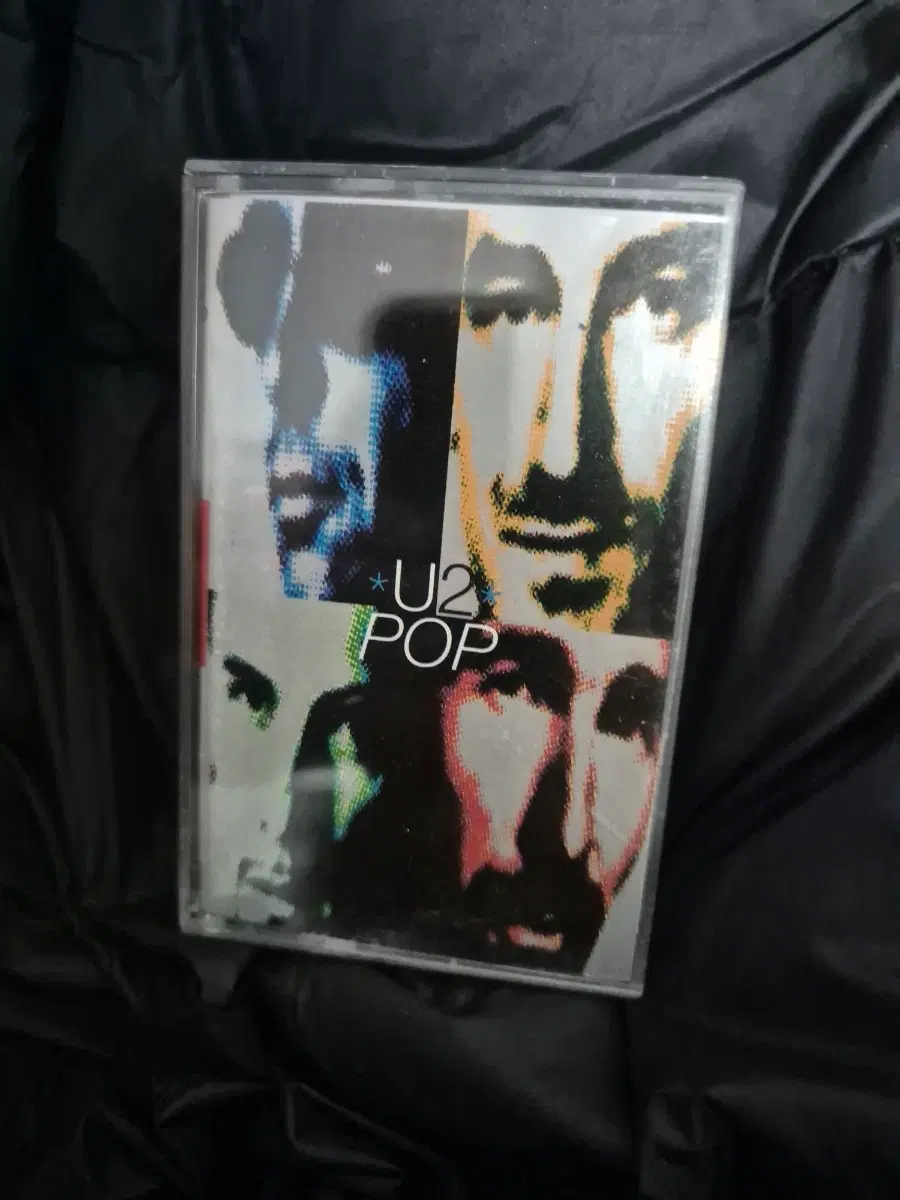 U2 POP 카세트 테이프